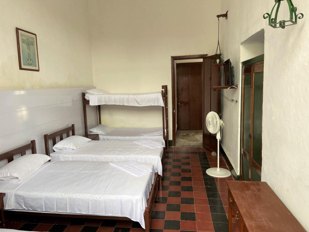 Hotel Casa Antigua Buga Ruang foto