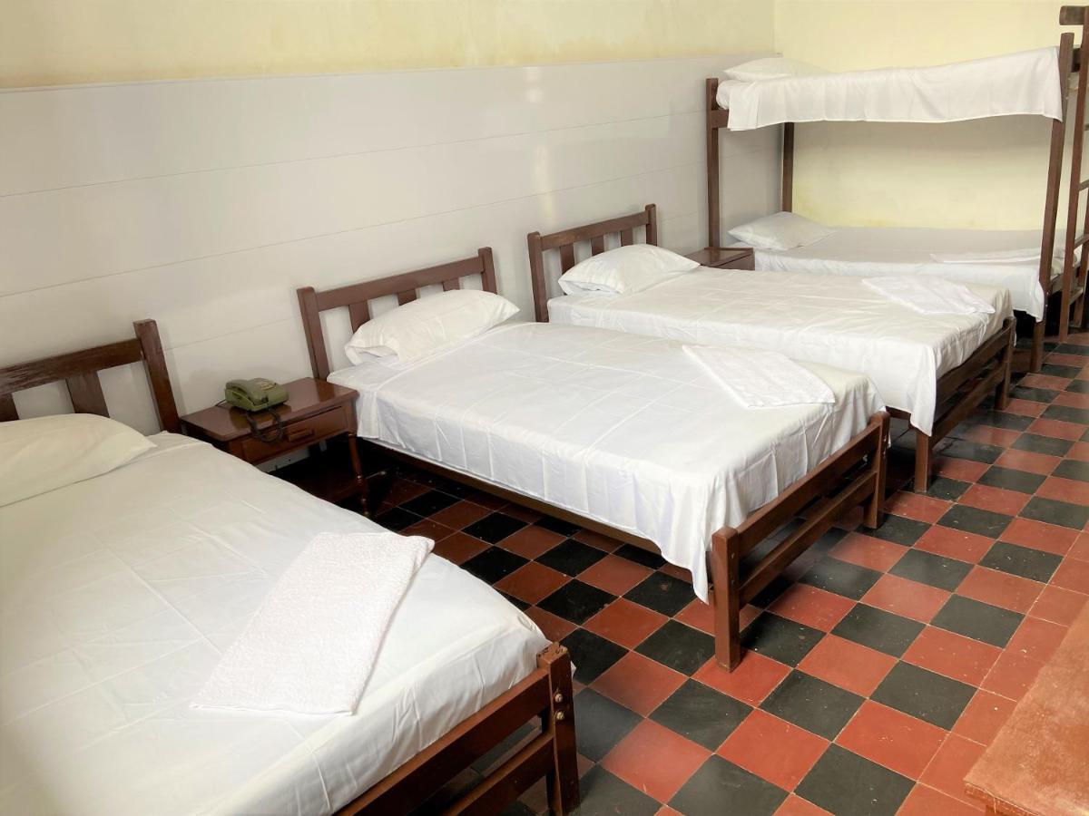Hotel Casa Antigua Buga Ruang foto