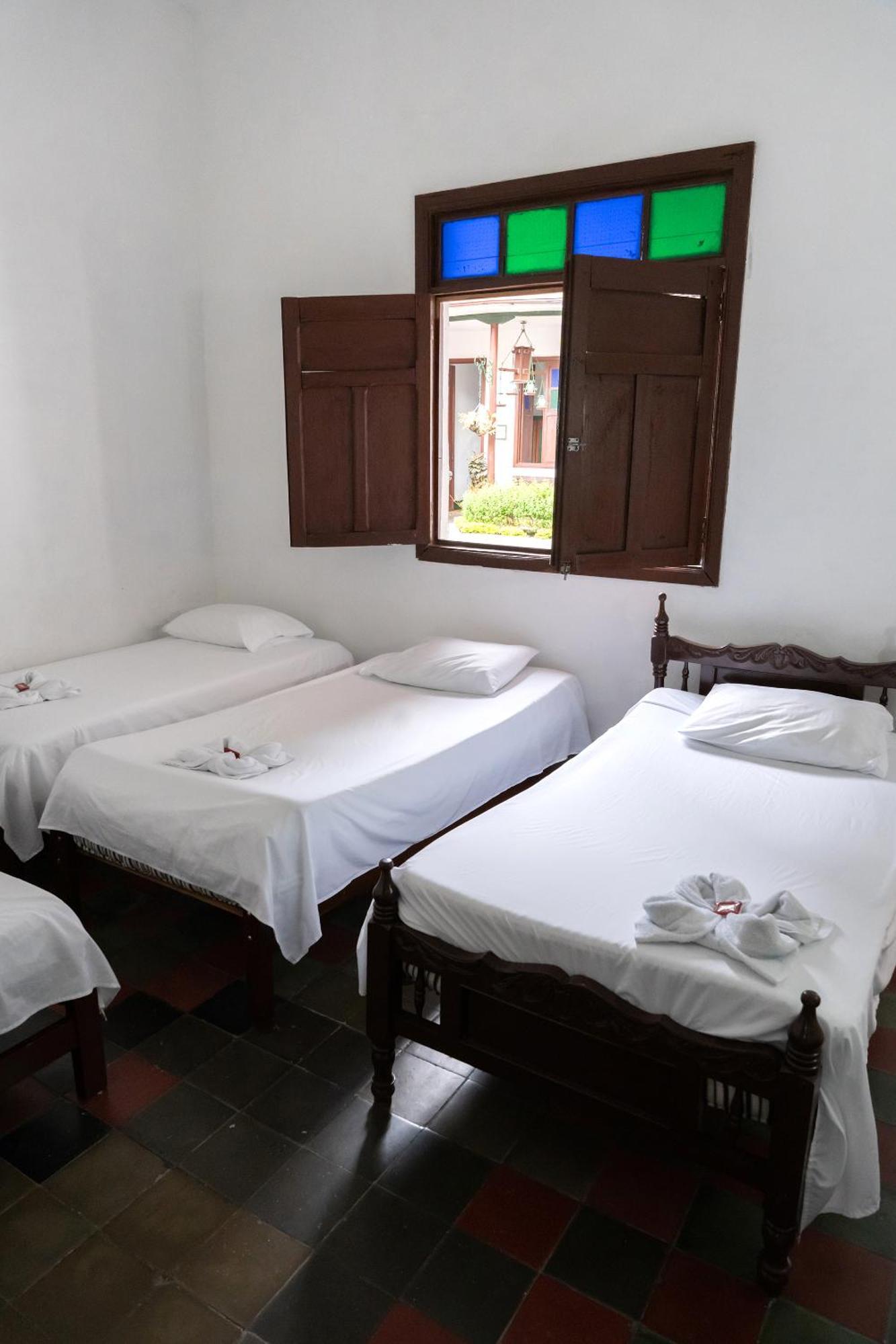 Hotel Casa Antigua Buga Bagian luar foto