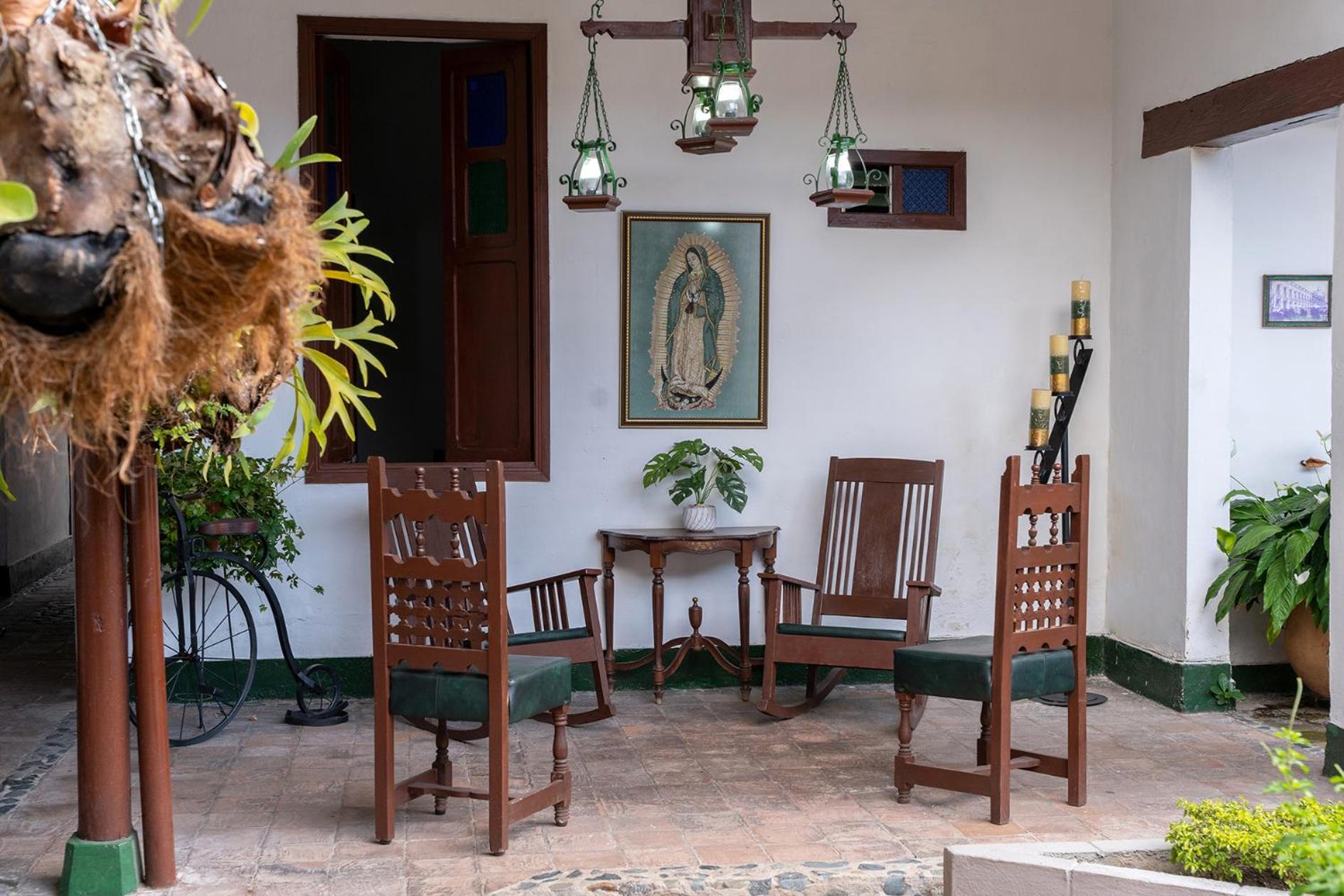 Hotel Casa Antigua Buga Bagian luar foto